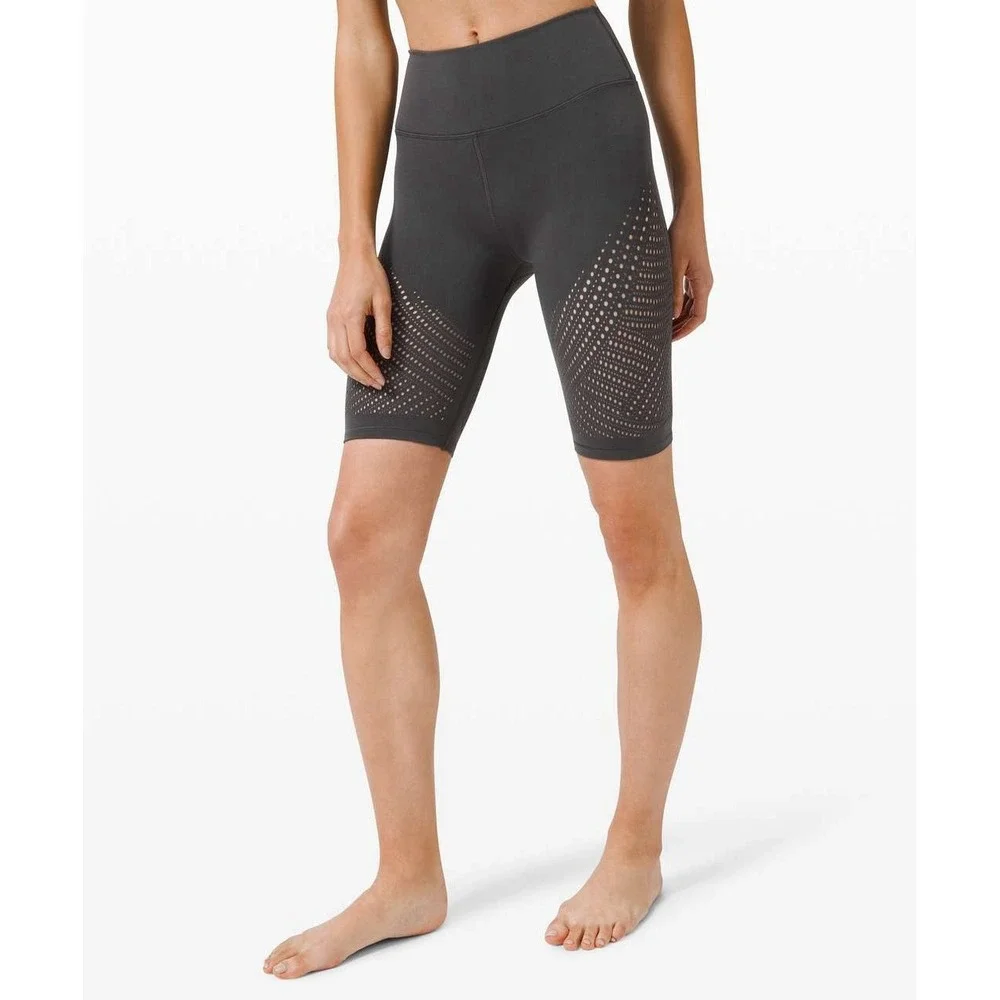 Lululemon Grey Reveal Digital Rain Biker Shorts Size 4 Athletic